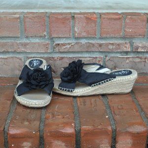SALE! Black Flower Life Stride Espadrille Wedge Heel Sandals Sz 7.5